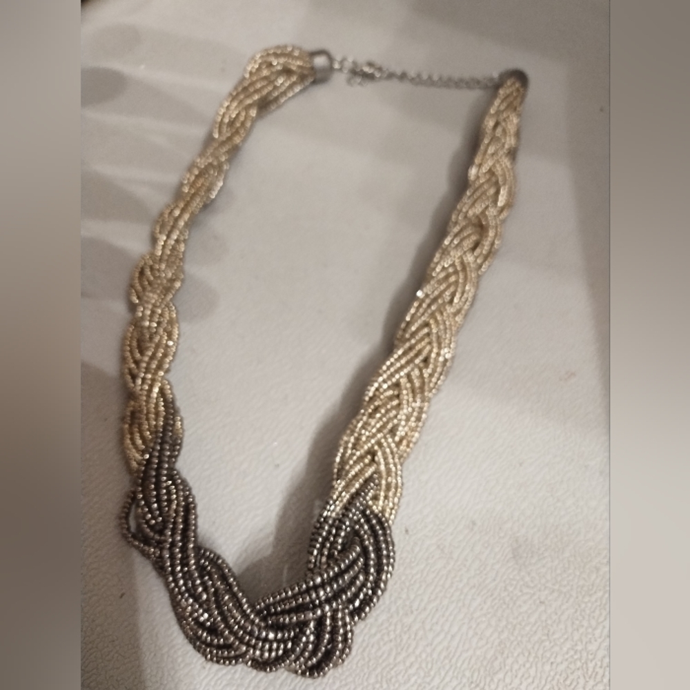 Beaded necklace